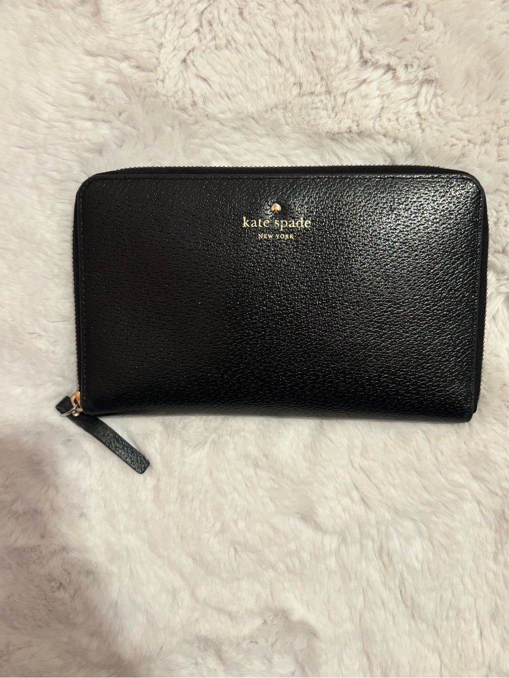 Kate Spade Grand Street Cate Leather Zip Travel Wallet Black
